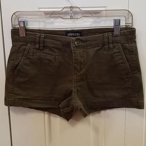 Express Shorts